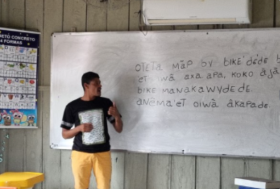 Educação